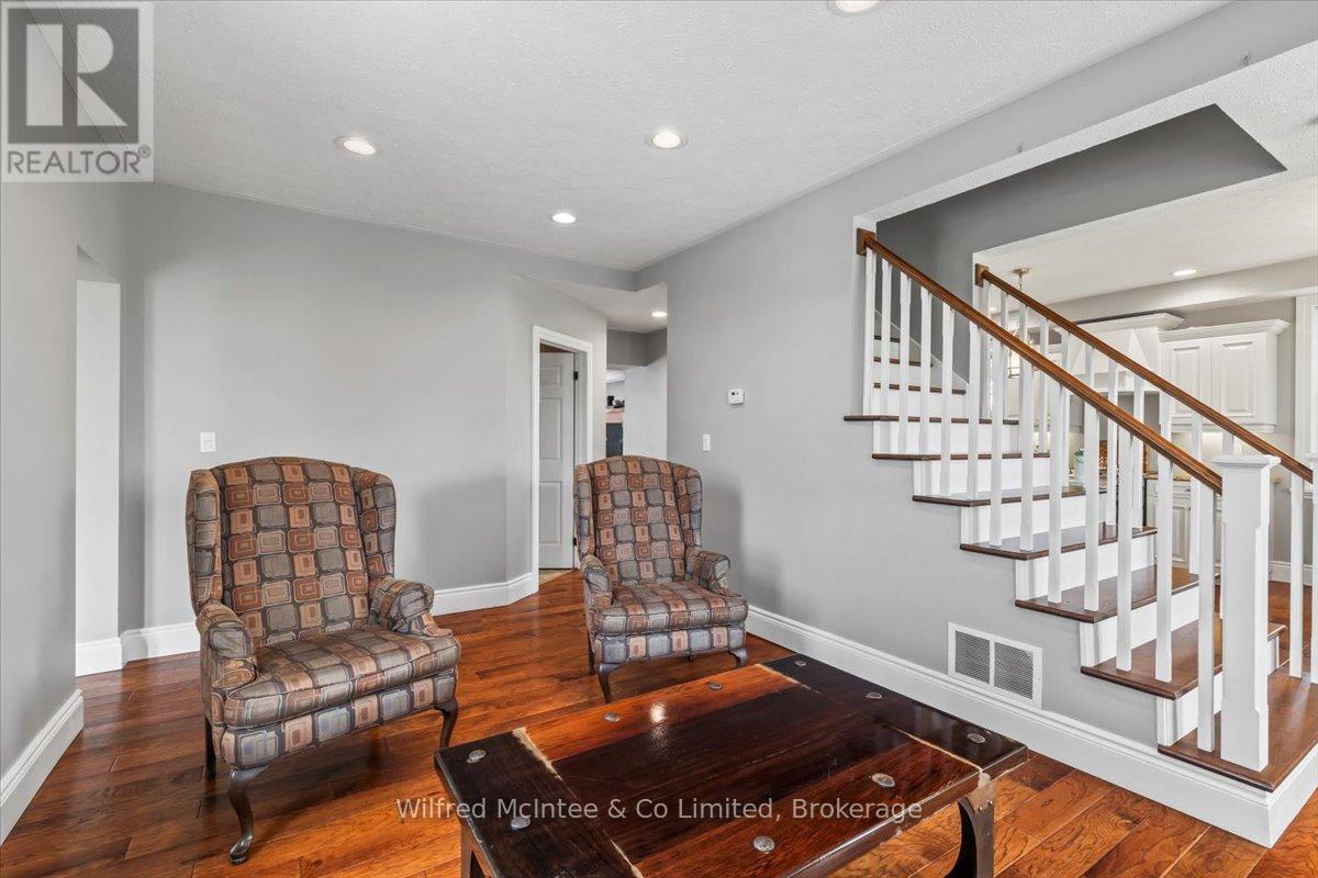 24 Bruce Road 3, South Bruce, ON - Indoor