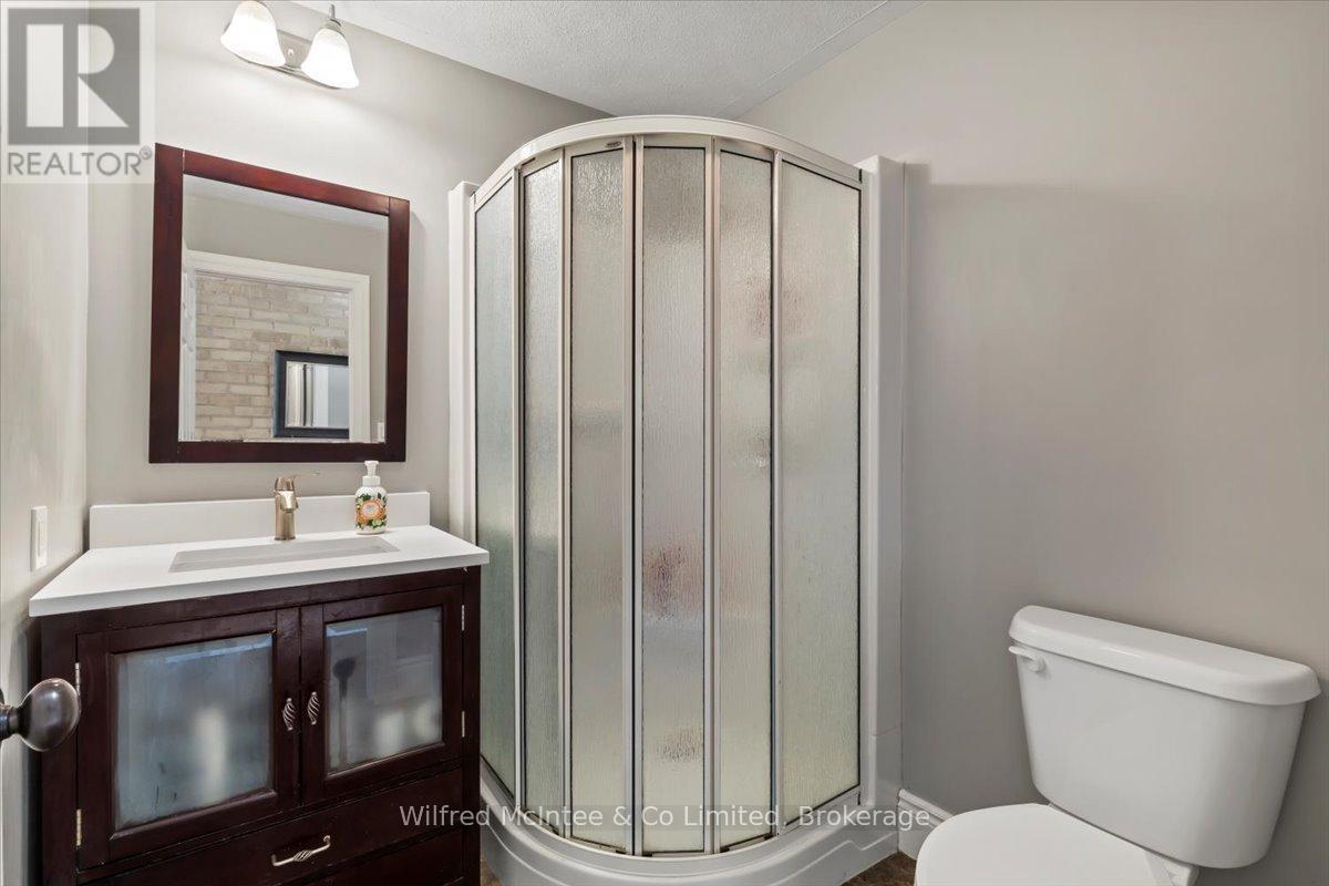 24 Bruce Road 3, South Bruce, ON - Indoor Photo Showing Bathroom