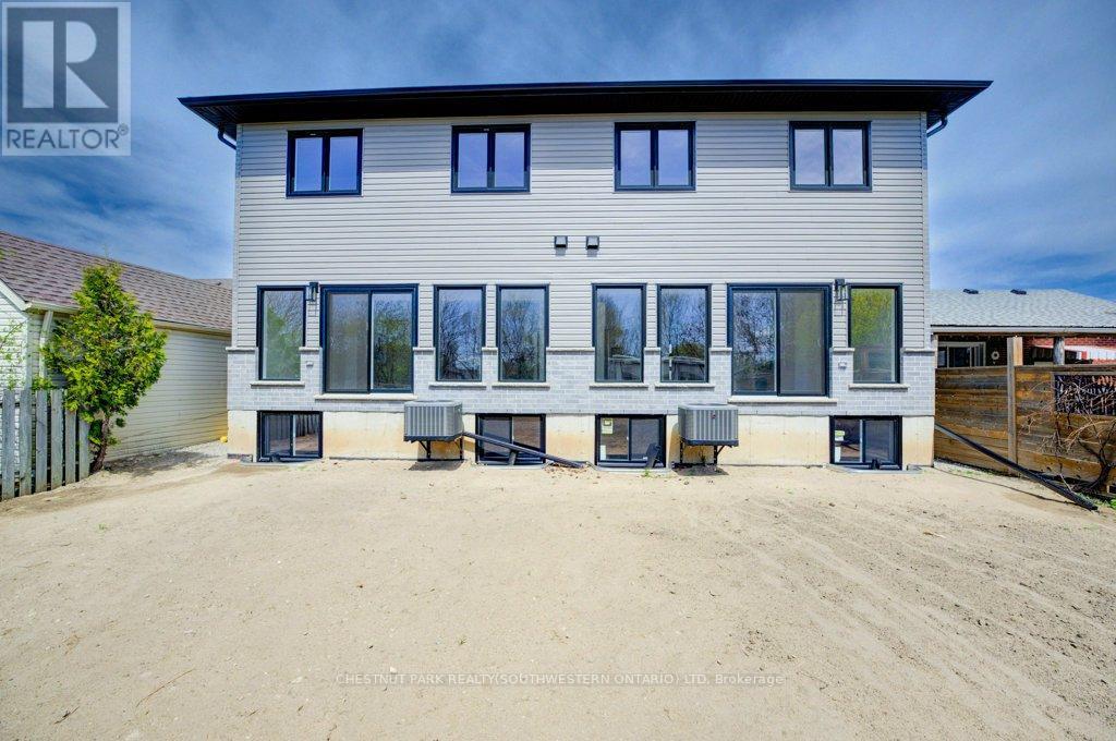 575 Guelph Street, Kitchener, ON - Outdoor With Exterior