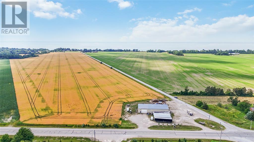 5706 Lakeshore Road, Plympton-Wyoming, ON