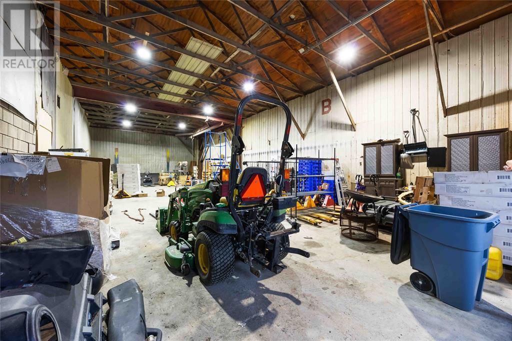 5706 Lakeshore Road, Plympton-Wyoming, ON