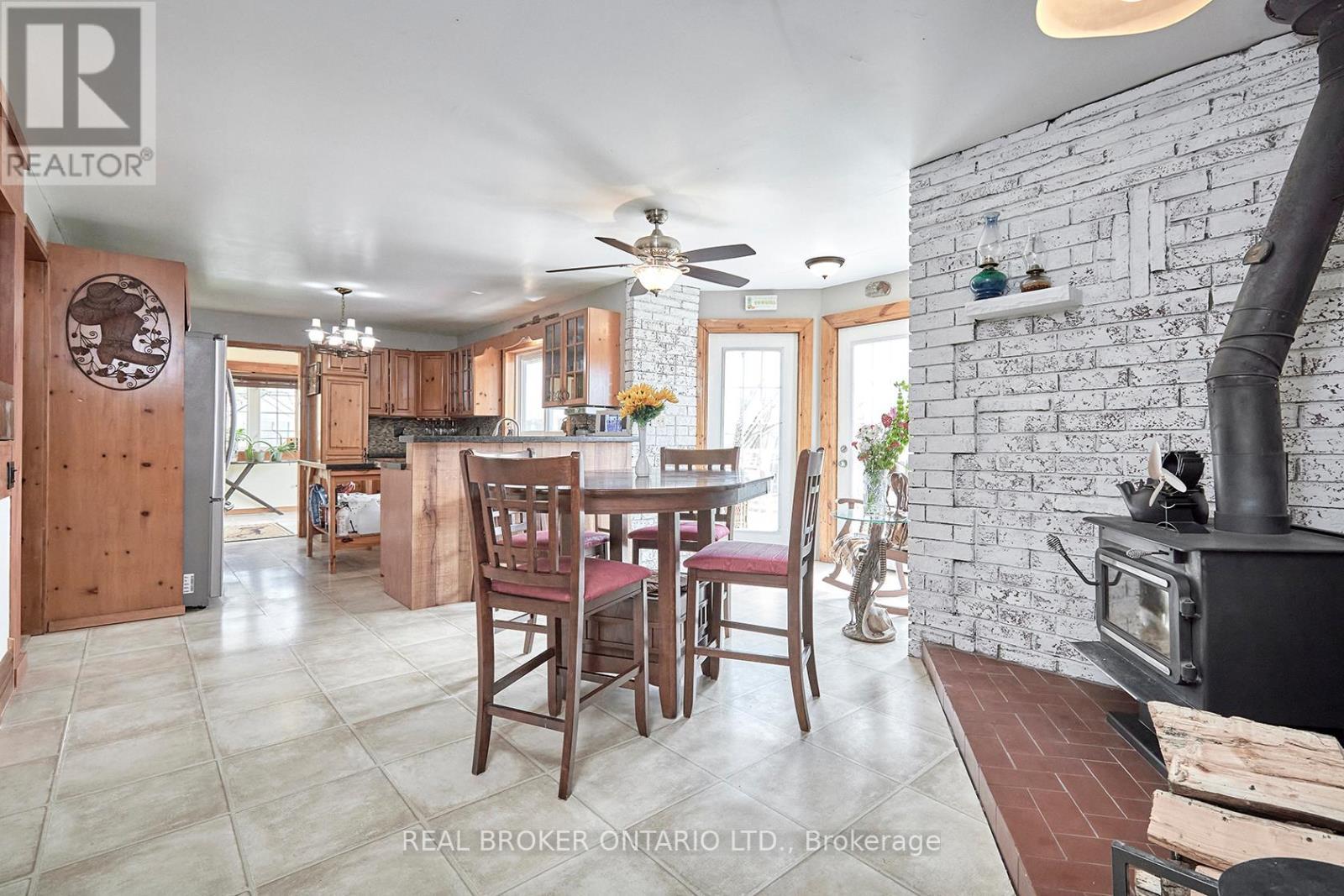 504224 89 Highway, Amaranth, ON - Indoor