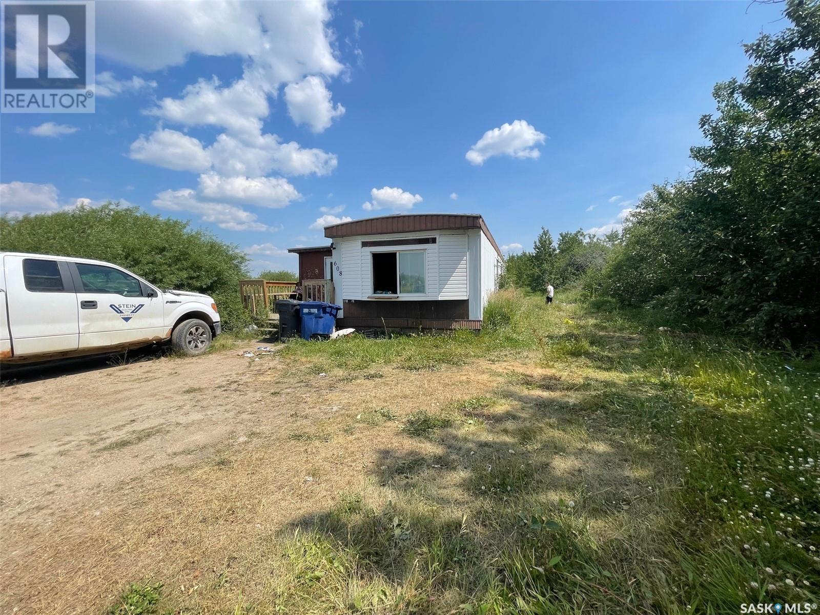 608 7Th Street E, Meadow Lake, SK