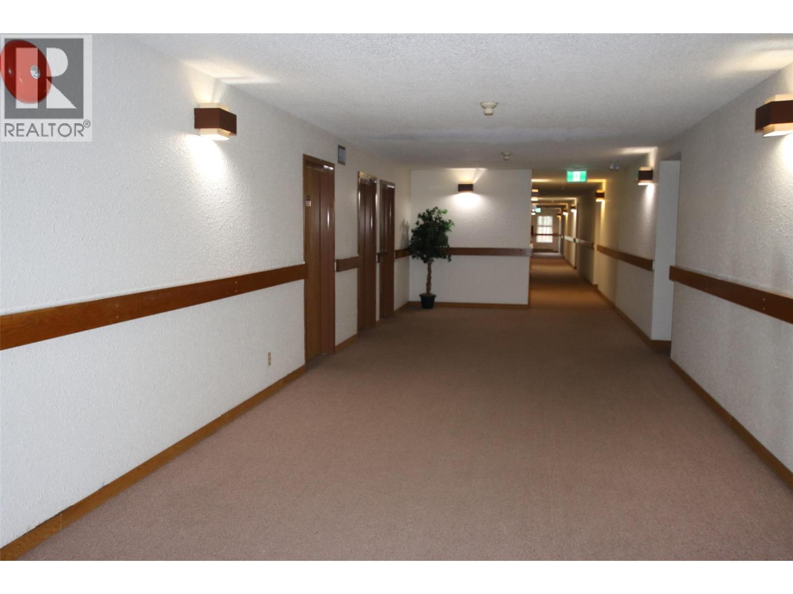 195 Chamberlain Crescent Unit# 206, Tumbler Ridge, BC - Indoor Photo Showing Other Room