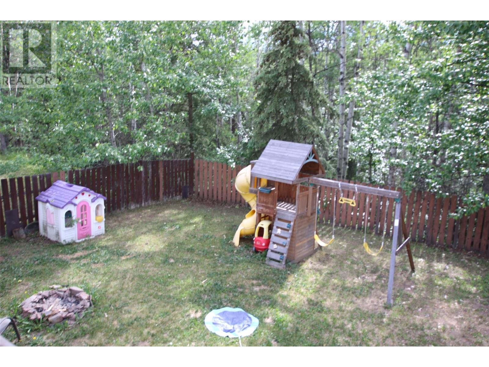 232 Bergeron Drive, Tumbler Ridge, BC - Outdoor