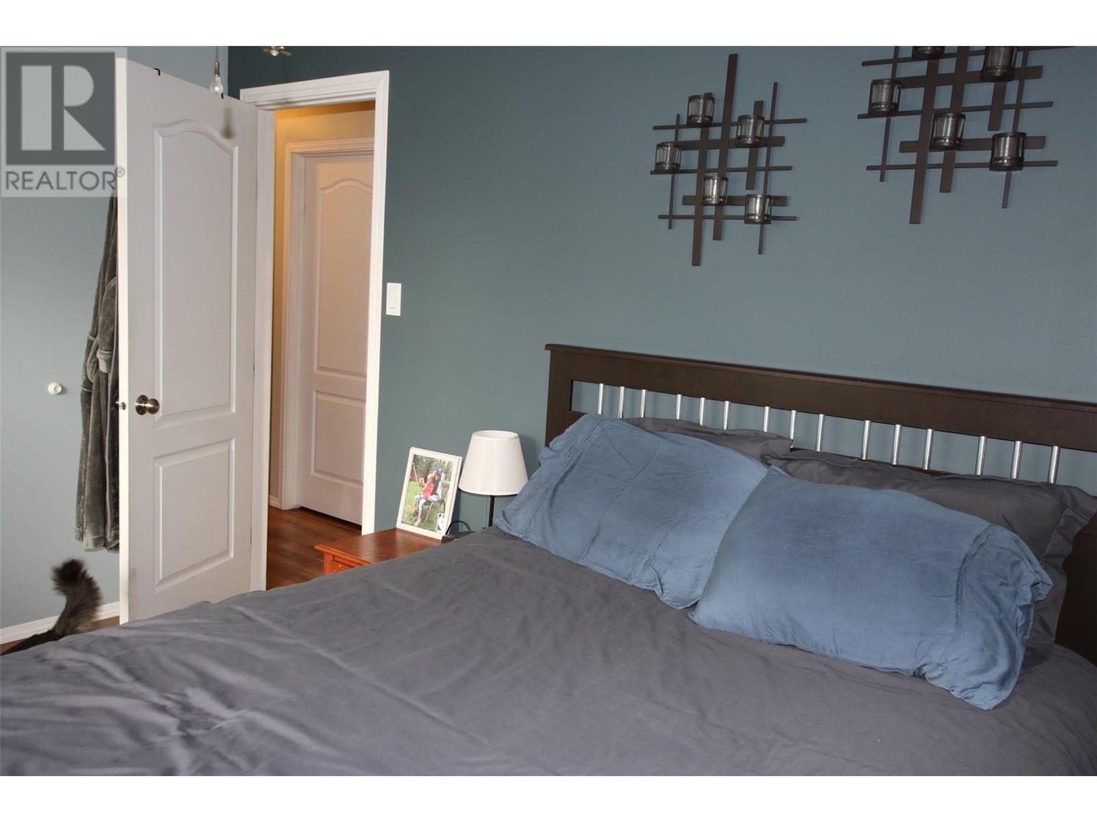 232 Bergeron Drive, Tumbler Ridge, BC - Indoor Photo Showing Bedroom