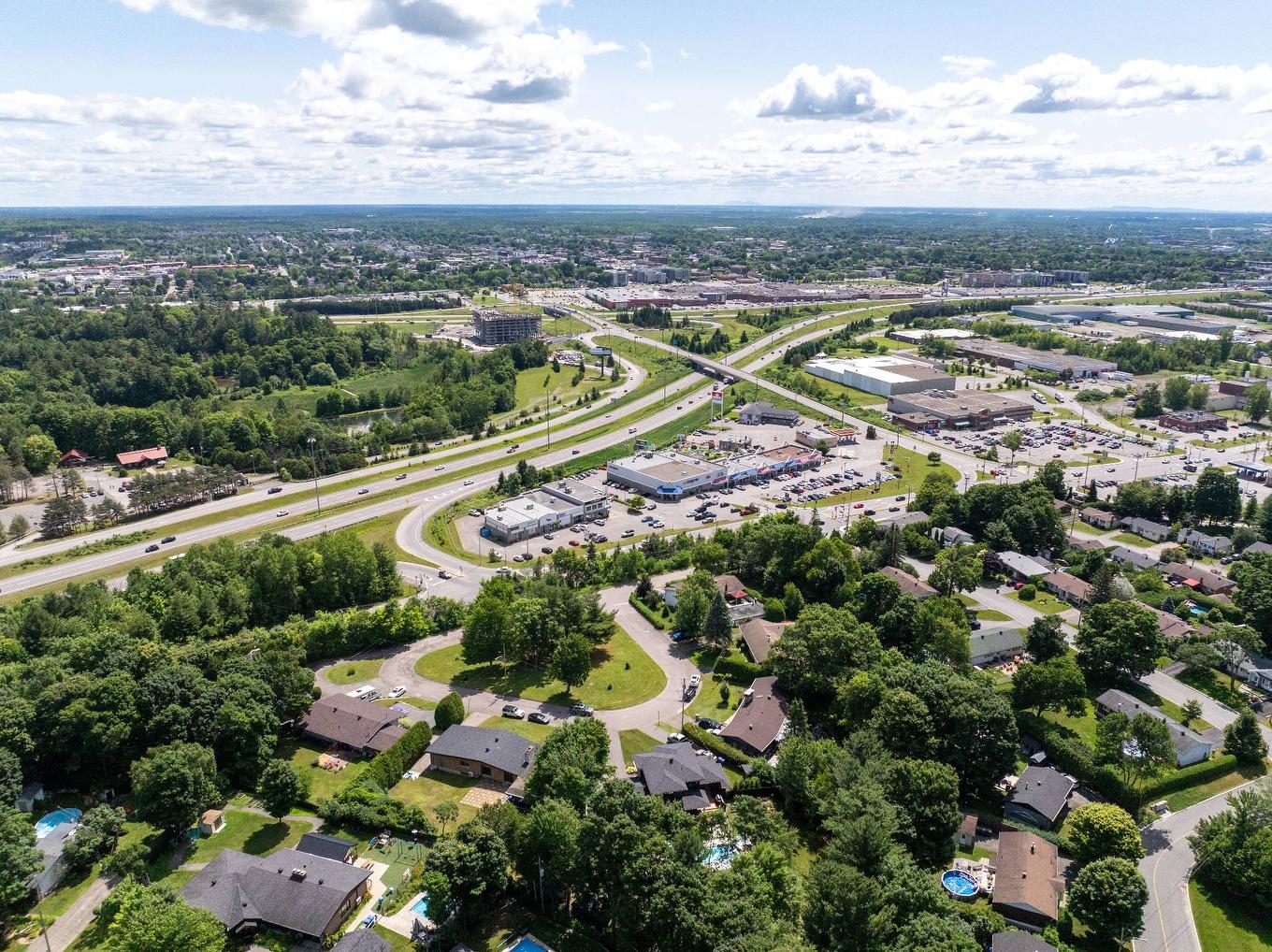 Vue d'ensemble - 908 - 908A Tsse Bon-Air, Saint-Jérôme, QC - Outdoor With View