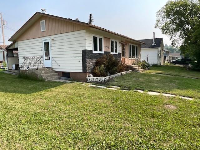 53 1St Street Ne, Erickson, MB - Outdoor