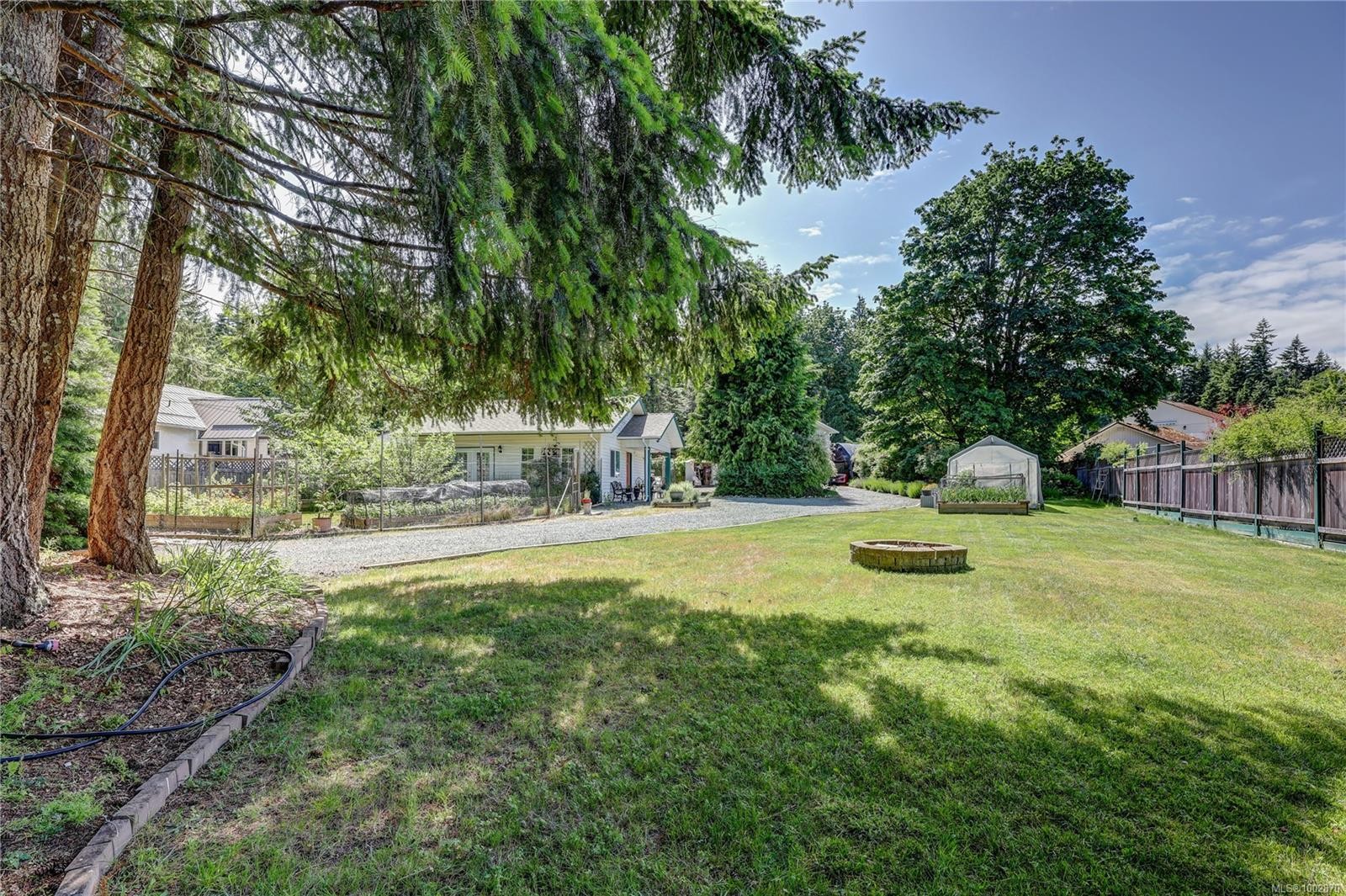 4840 Blue Heron Dr, Bowser, BC