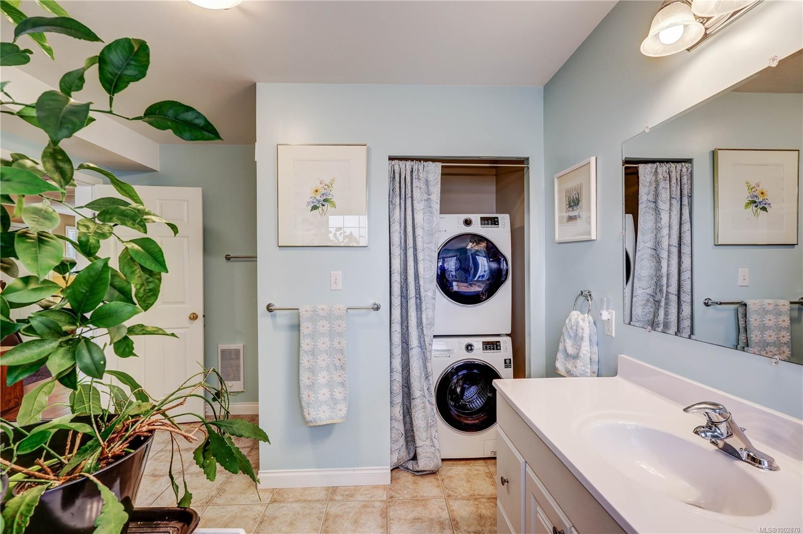 4840 Blue Heron Dr, Bowser, BC