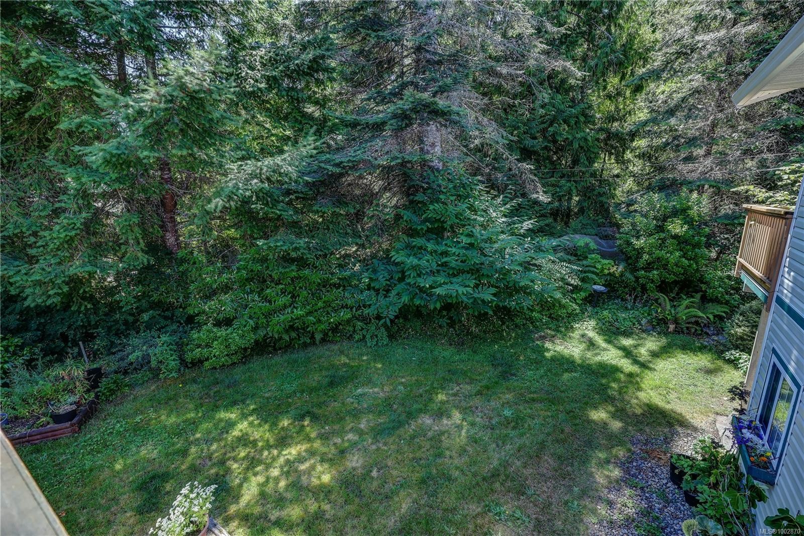 4840 Blue Heron Dr, Bowser, BC