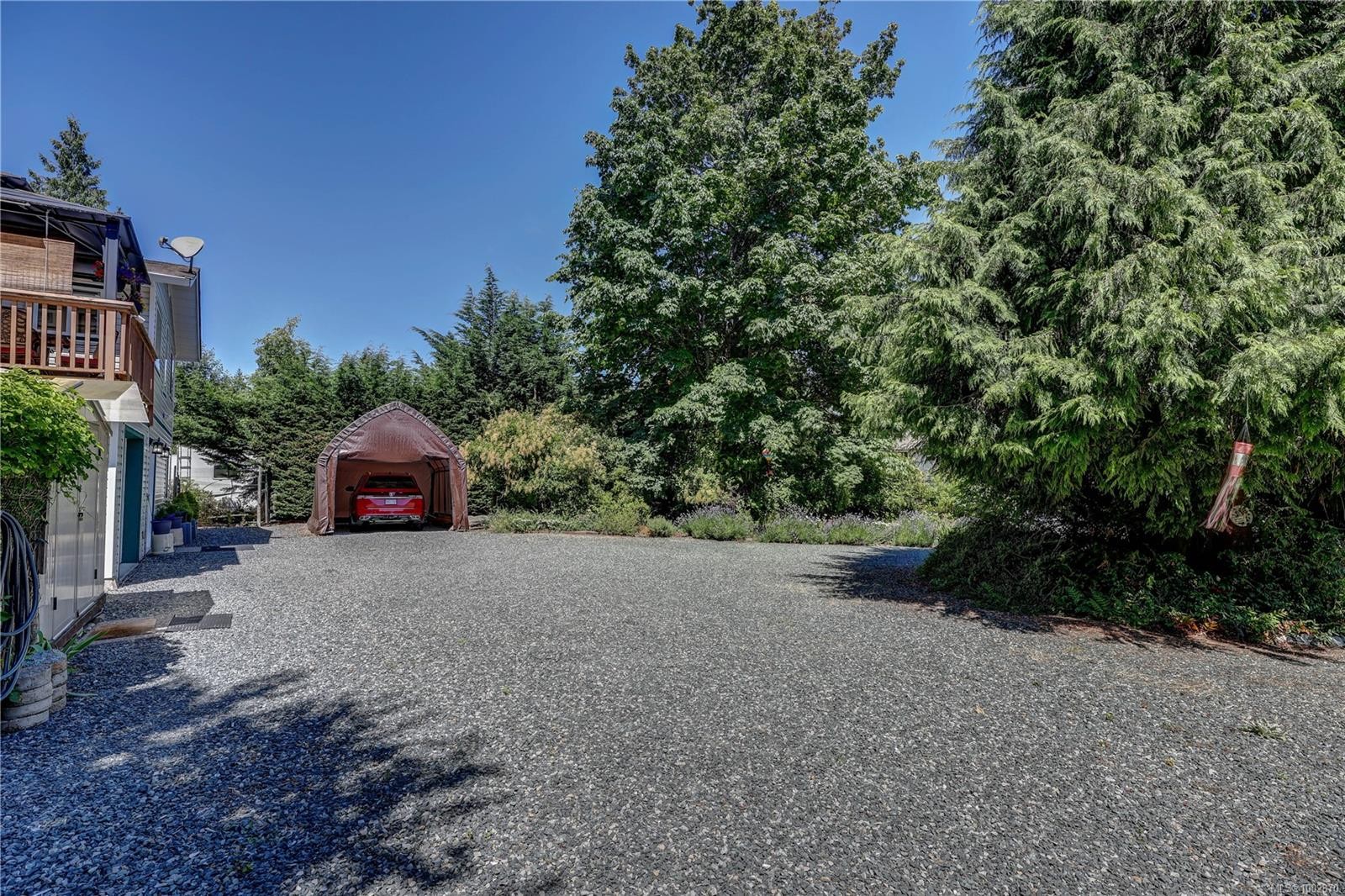 4840 Blue Heron Dr, Bowser, BC