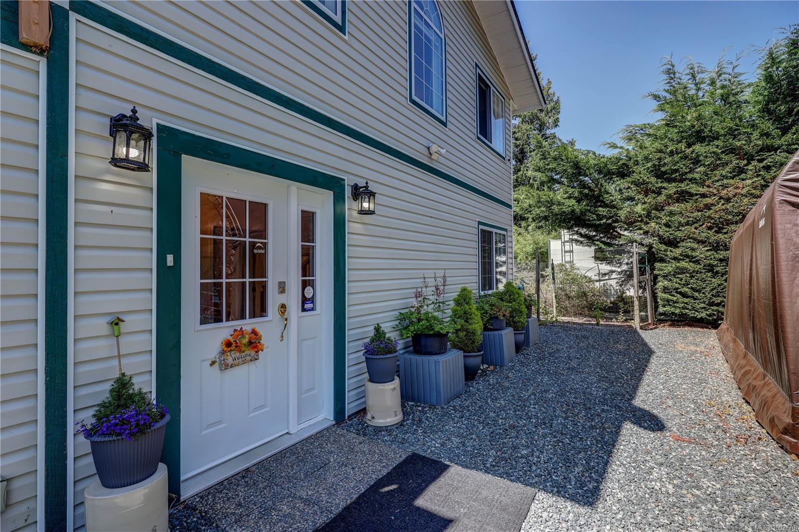 4840 Blue Heron Dr, Bowser, BC