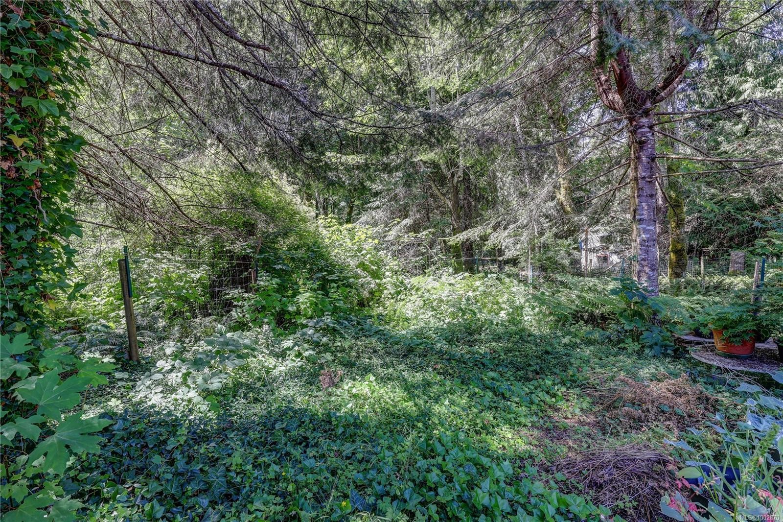 4840 Blue Heron Dr, Bowser, BC