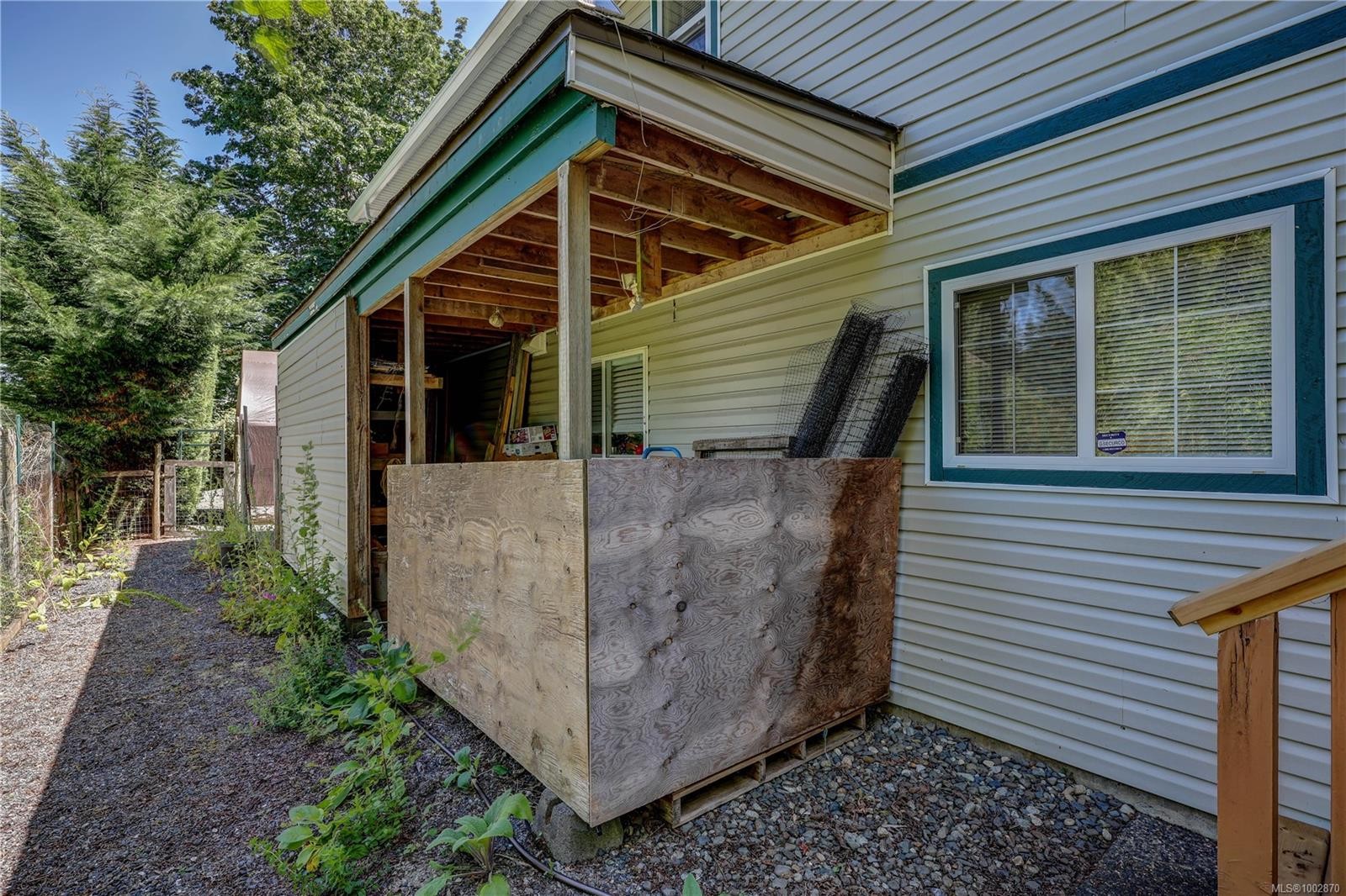 4840 Blue Heron Dr, Bowser, BC