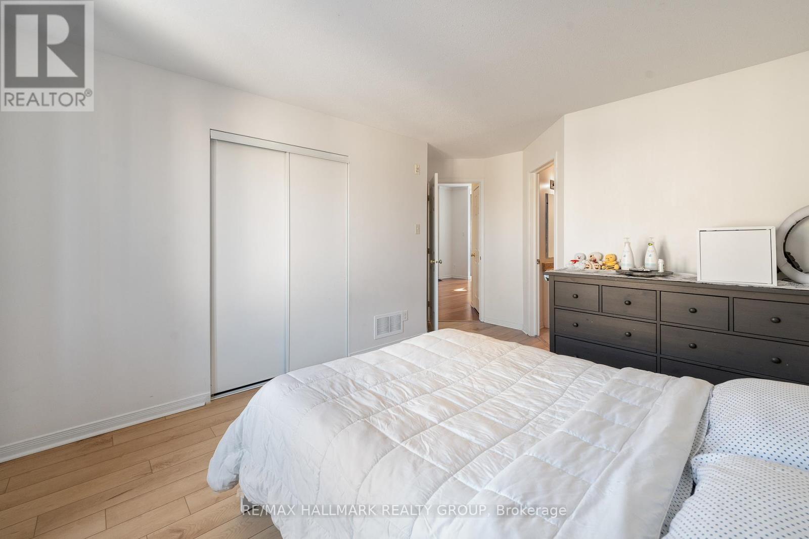 7 - 70 Briargate Private, Ottawa, ON