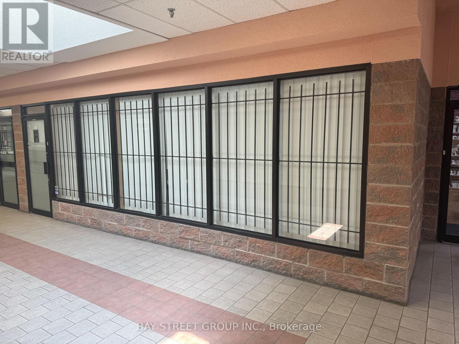 34 - 165 East Beaver Creek Road, Richmond Hill, ON