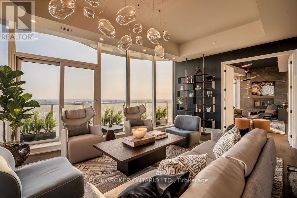 4401 - 805 Carling Avenue, Ottawa, ON - Indoor Photo Showing Living Room