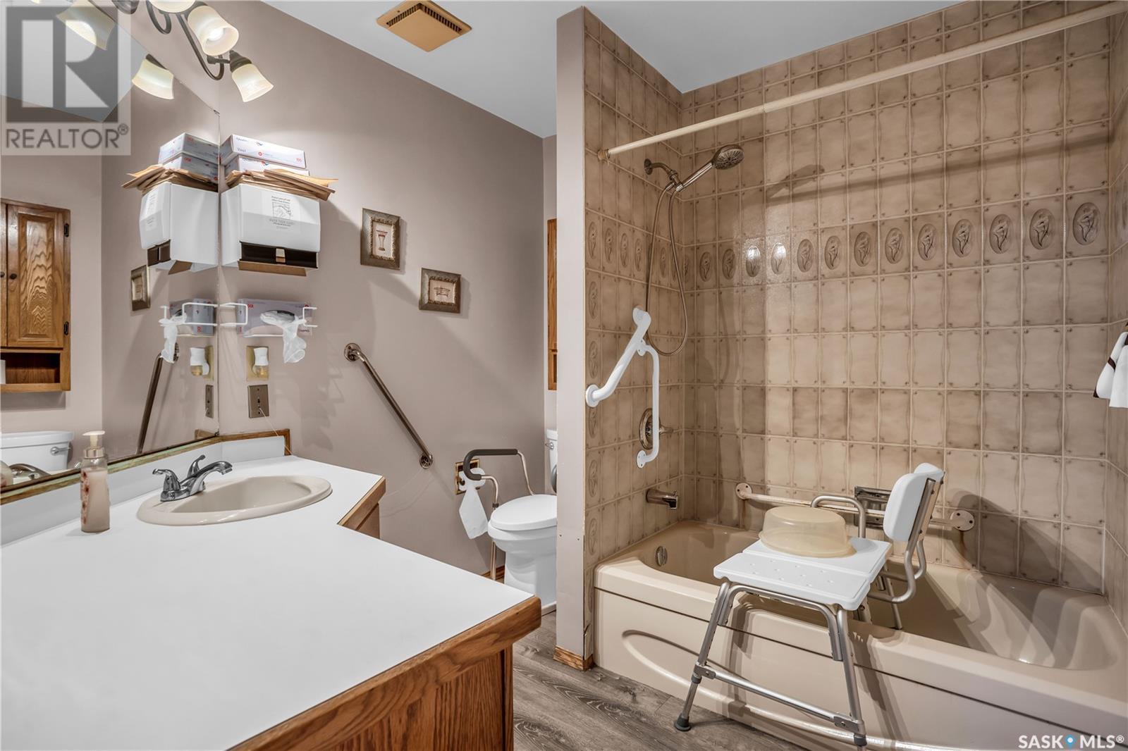 226 Hansen Drive, Regina, SK