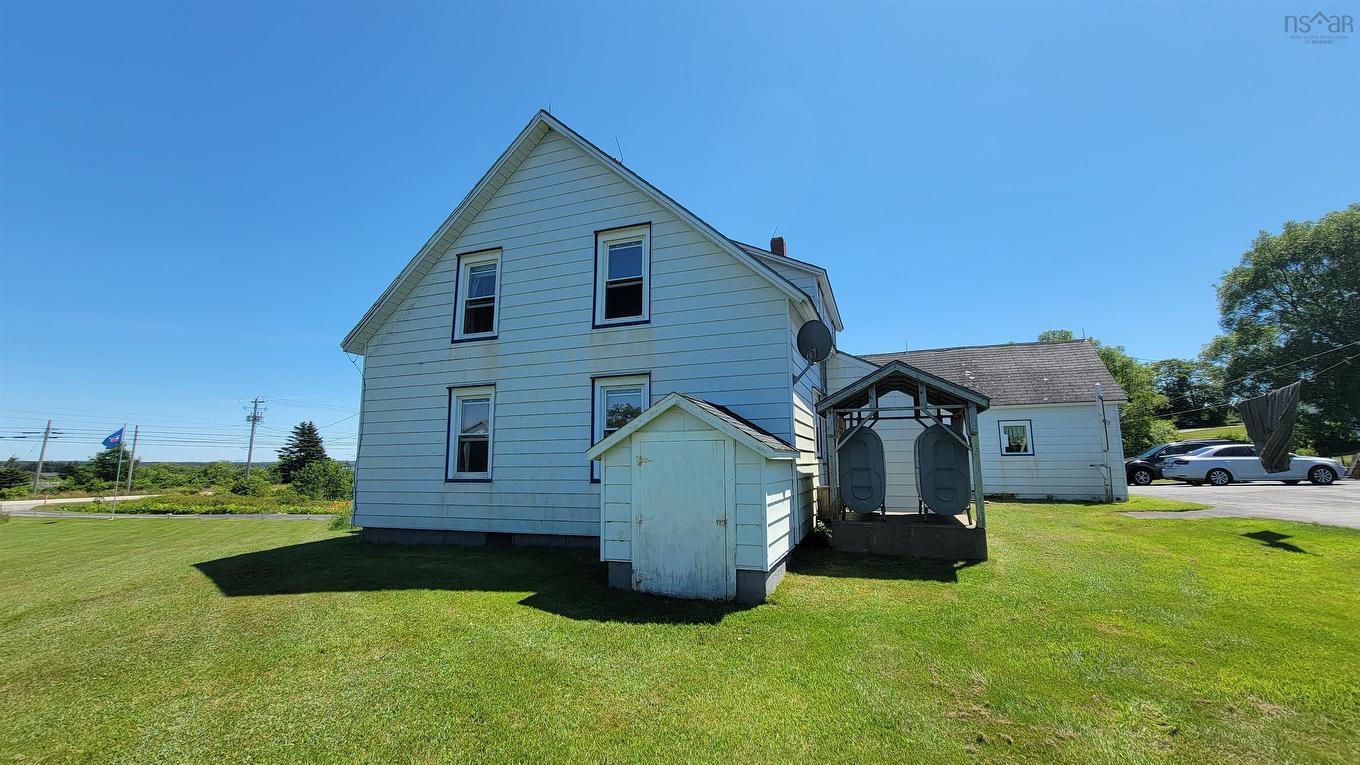 486 335 Highway, West Pubnico, NS