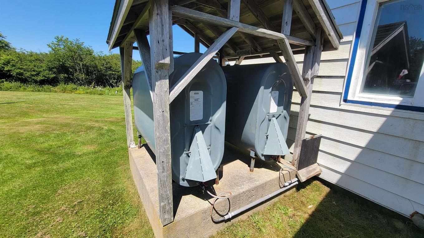 486 335 Highway, West Pubnico, NS