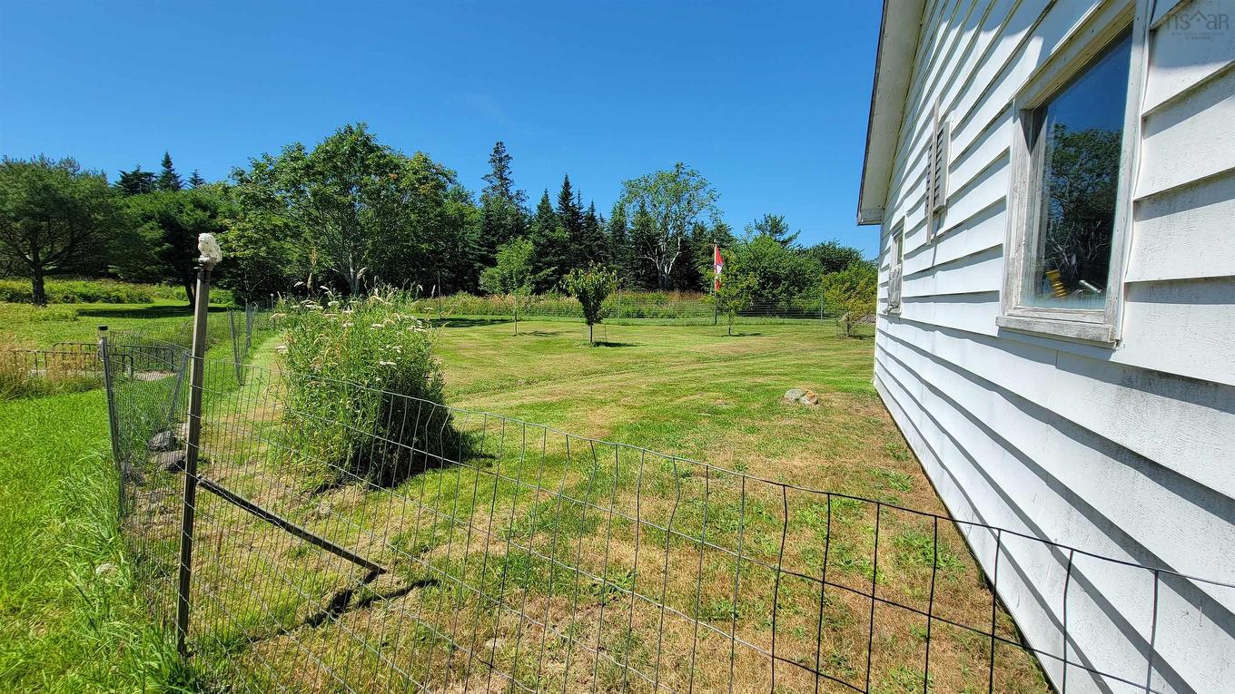 486 335 Highway, West Pubnico, NS