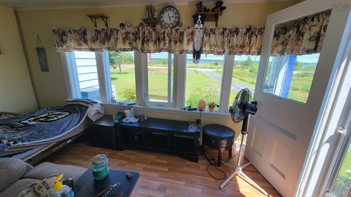 486 335 Highway, West Pubnico, NS