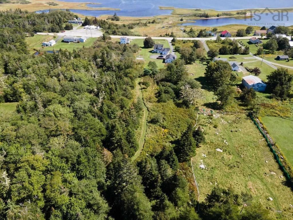 486 335 Highway, West Pubnico, NS