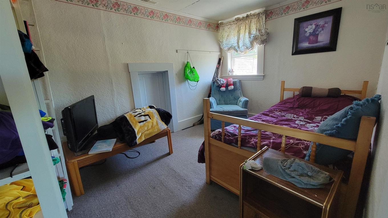 486 335 Highway, West Pubnico, NS