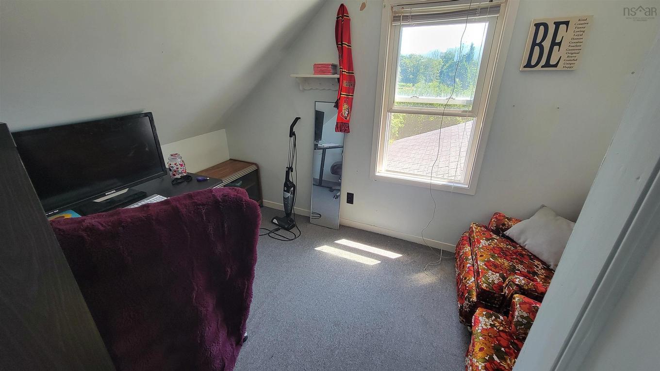 486 335 Highway, West Pubnico, NS