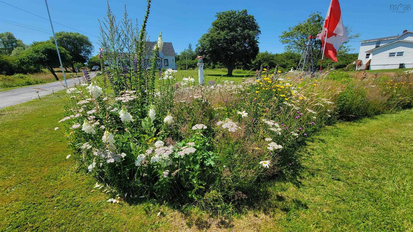 486 335 Highway, West Pubnico, NS