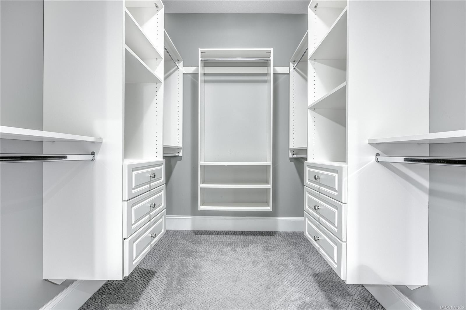 6283 Icarus Dr, Nanaimo, BC