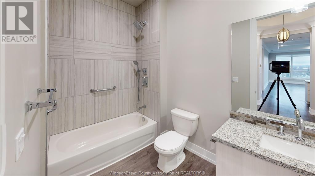 121 King Street Unit# 509, Chatham, ON - Indoor Photo Showing Bathroom