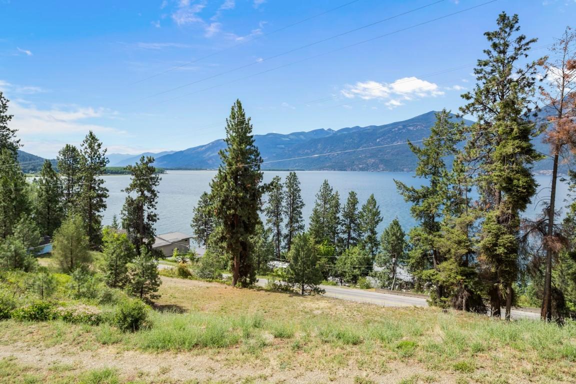 9442 3A Highway, Kuskanook, BC