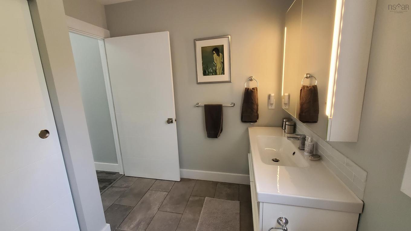 498 Fox Point Road, Fox River, NS