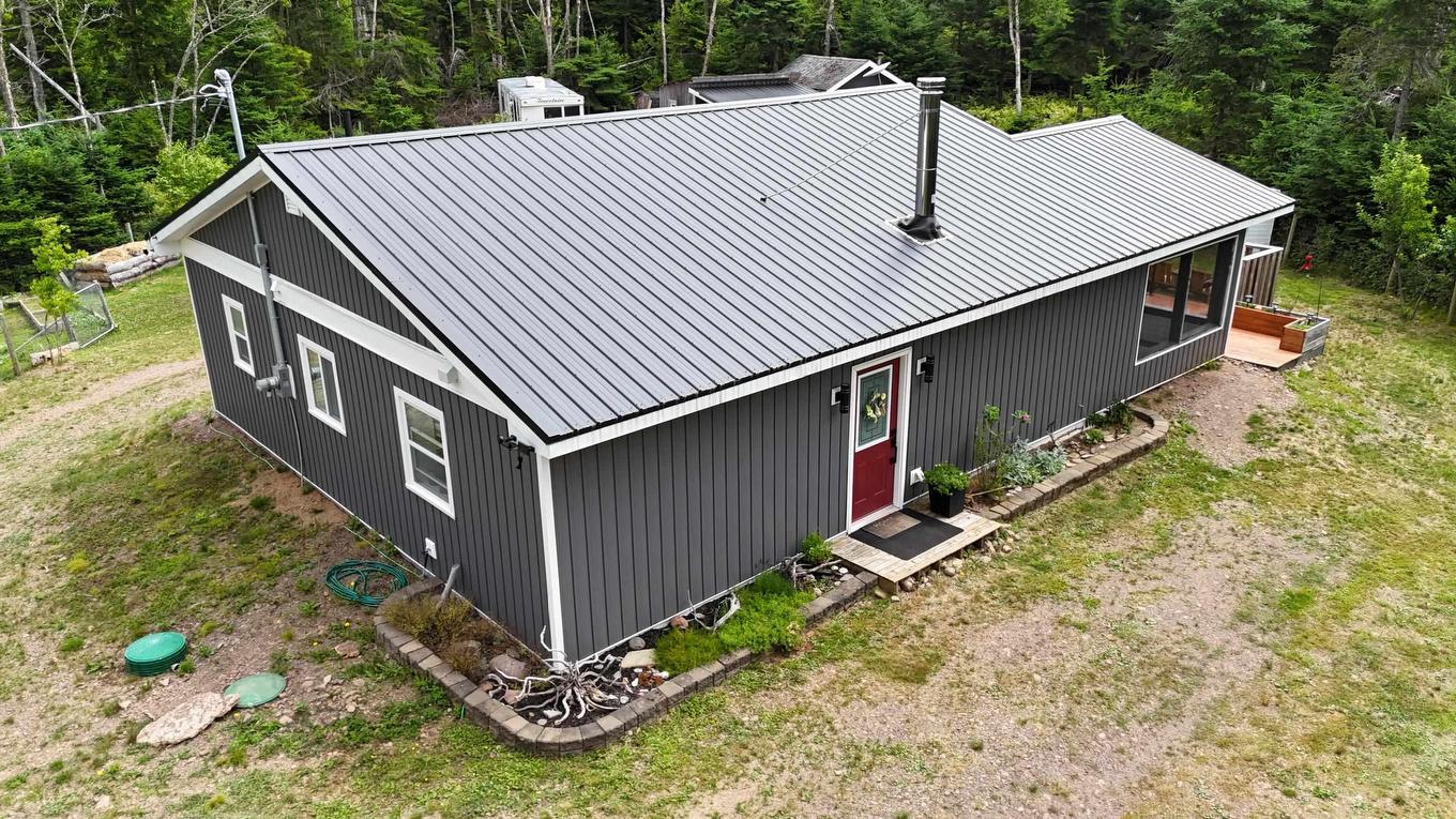 498 Fox Point Road, Fox River, NS
