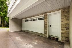 Garage -