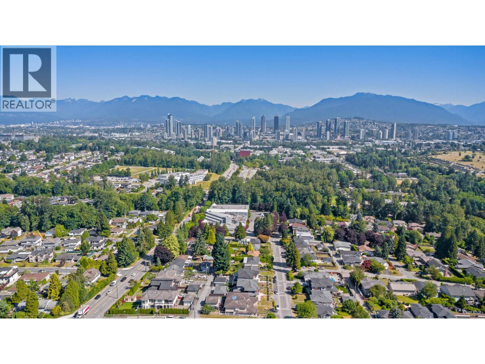 5017 Pioneer Avenue, Burnaby, BC