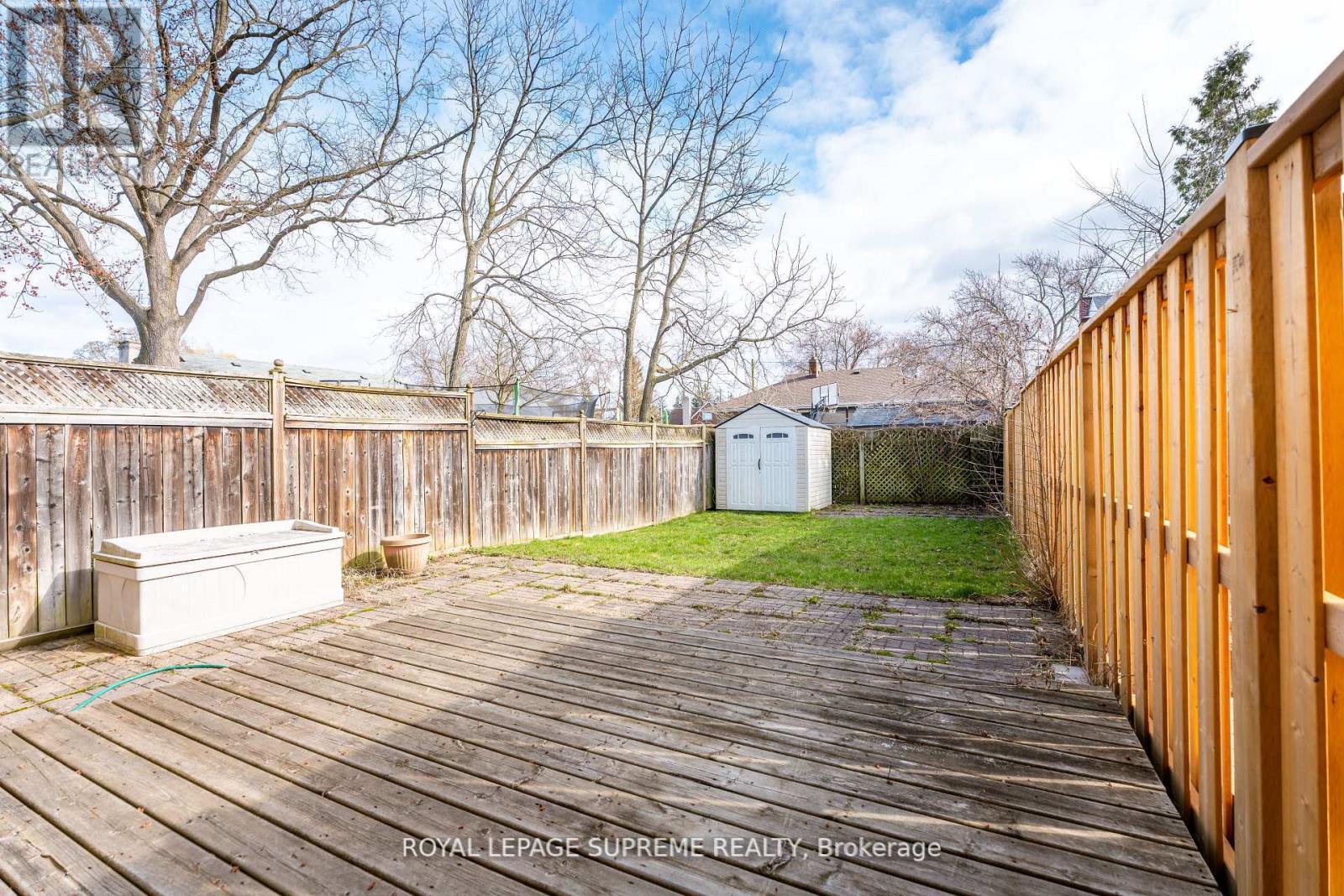 31 1/2 Thorold Road, Welland, ON - Outdoor With Deck Patio Veranda