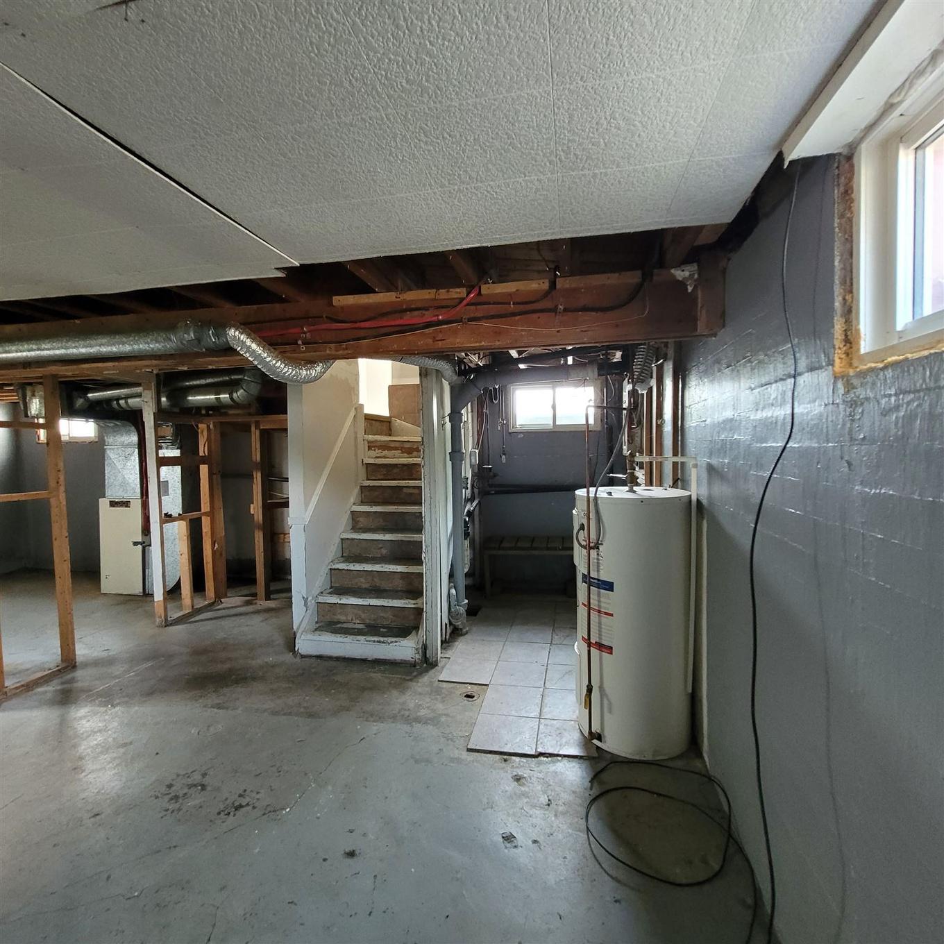 59 Manitou Road W, Manitouwadge, ON - Indoor Photo Showing Basement