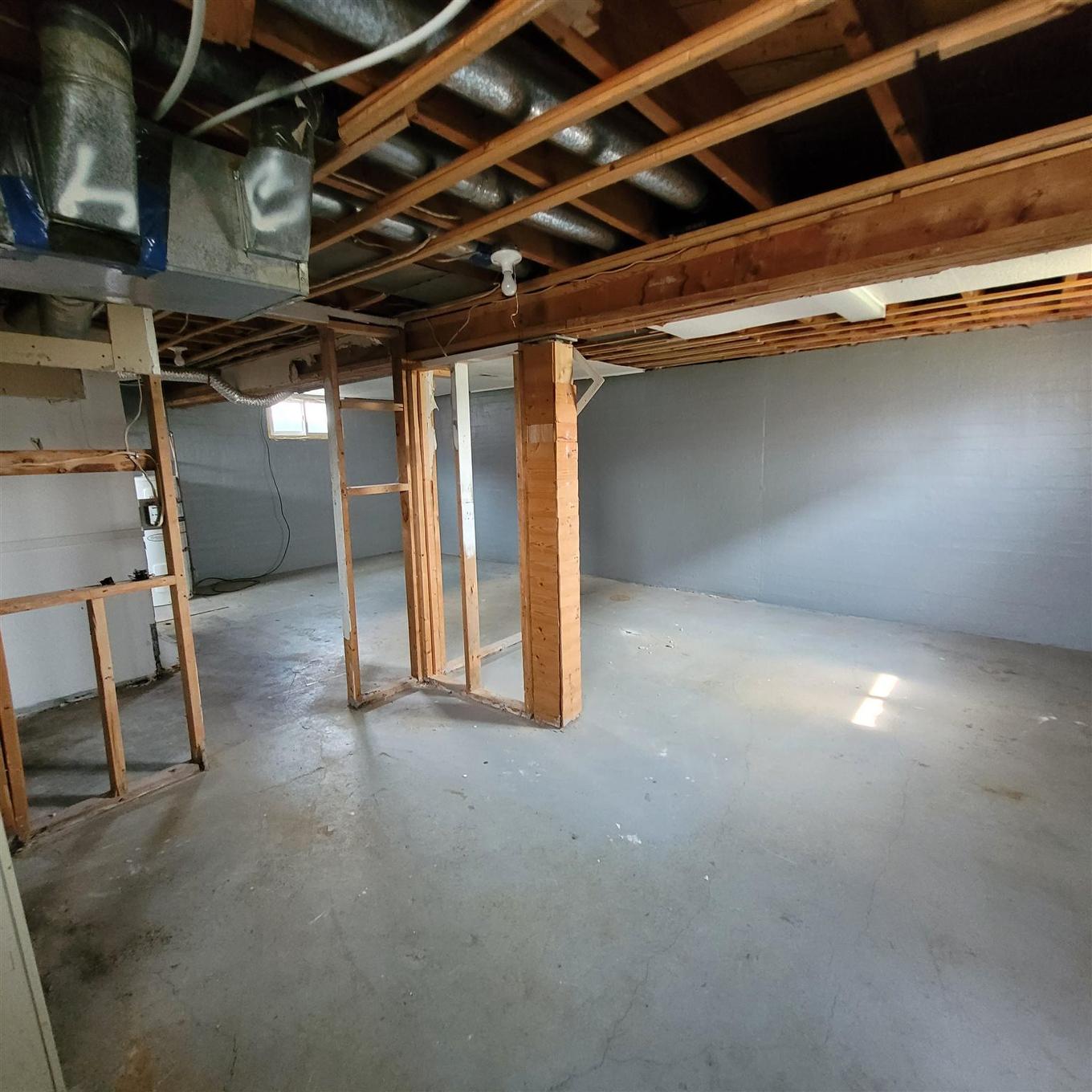 59 Manitou Road W, Manitouwadge, ON - Indoor Photo Showing Basement