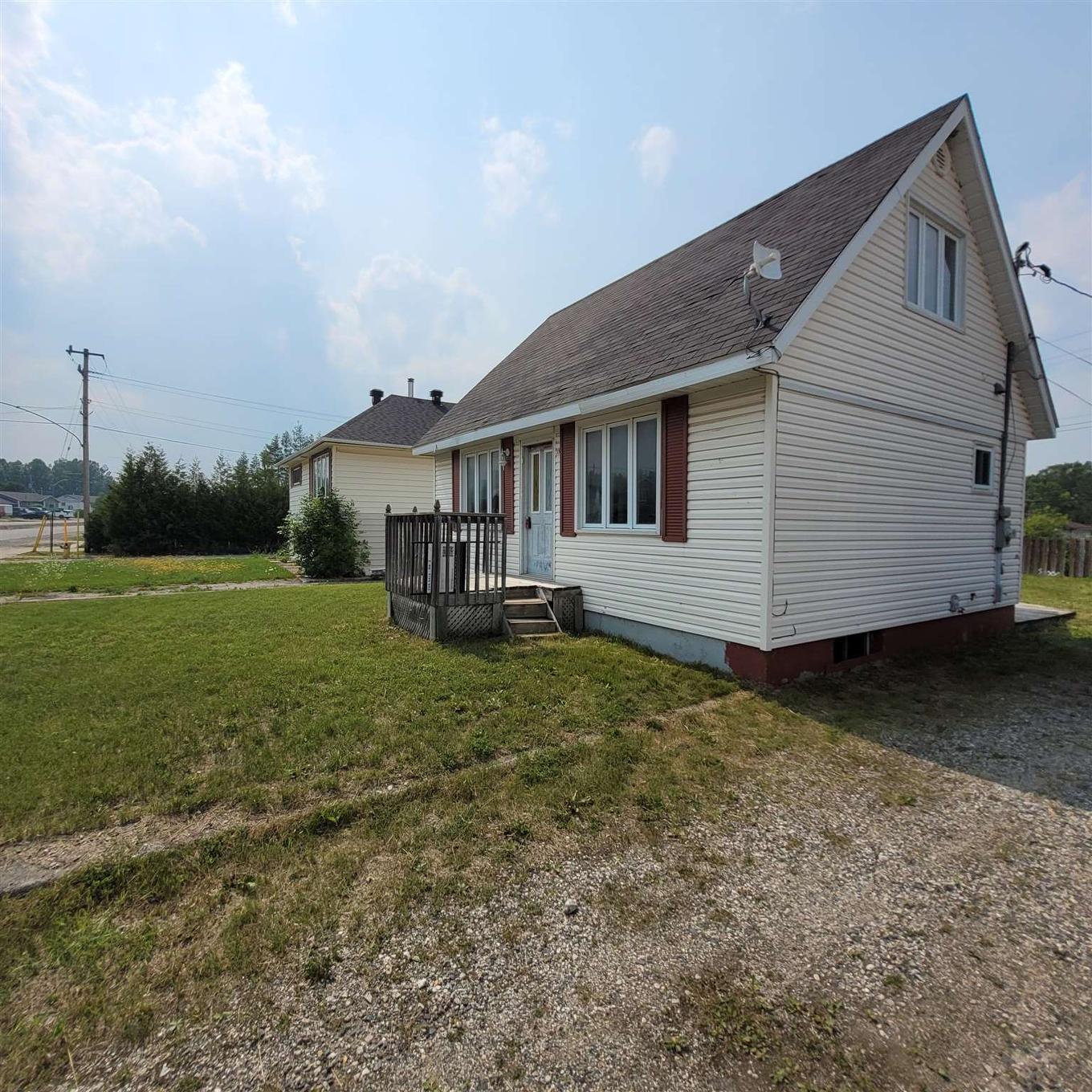 59 Manitou Road W, Manitouwadge, ON - Outdoor