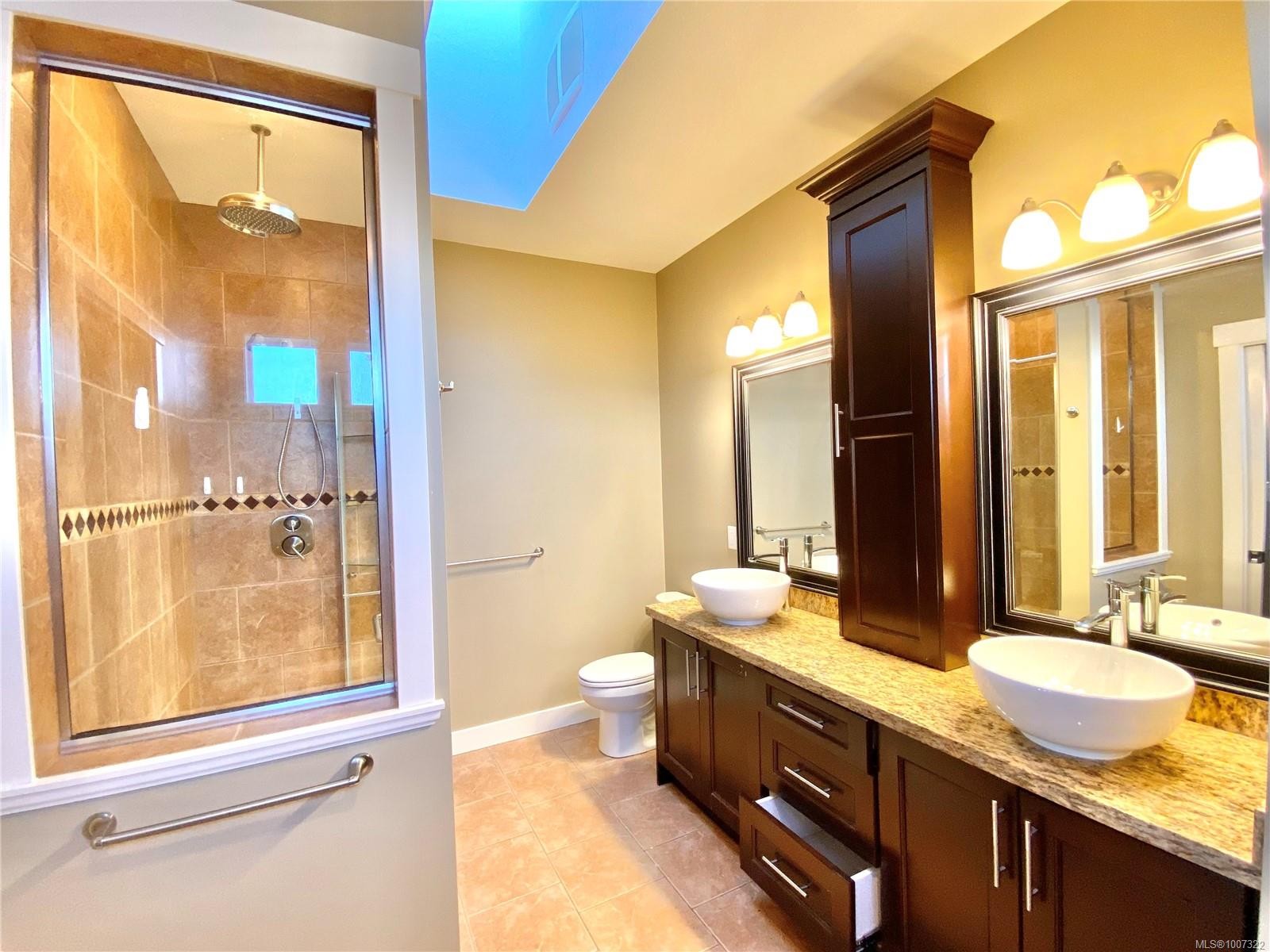 3702 Glen Oaks Dr, Nanaimo, BC