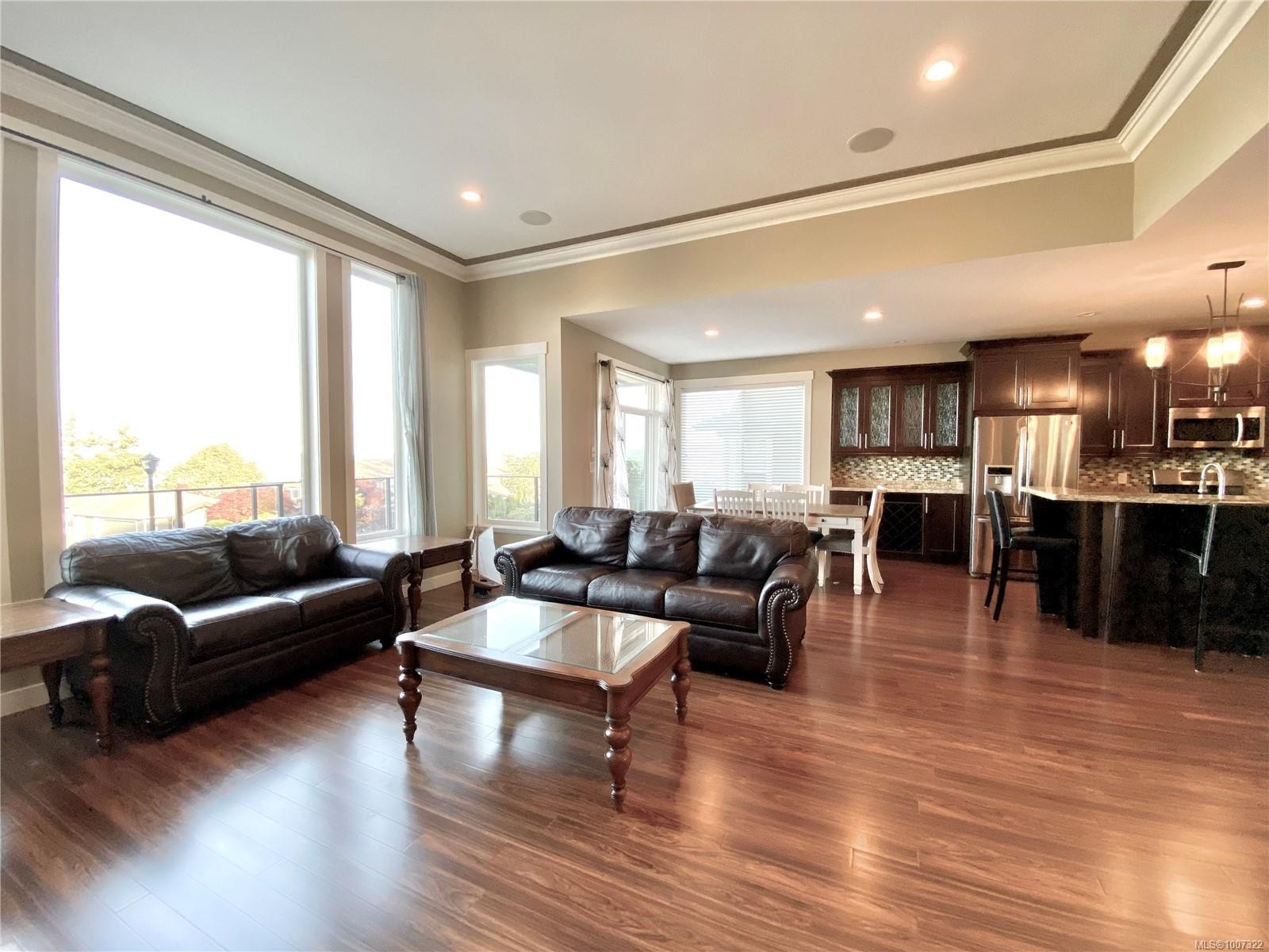 3702 Glen Oaks Dr, Nanaimo, BC