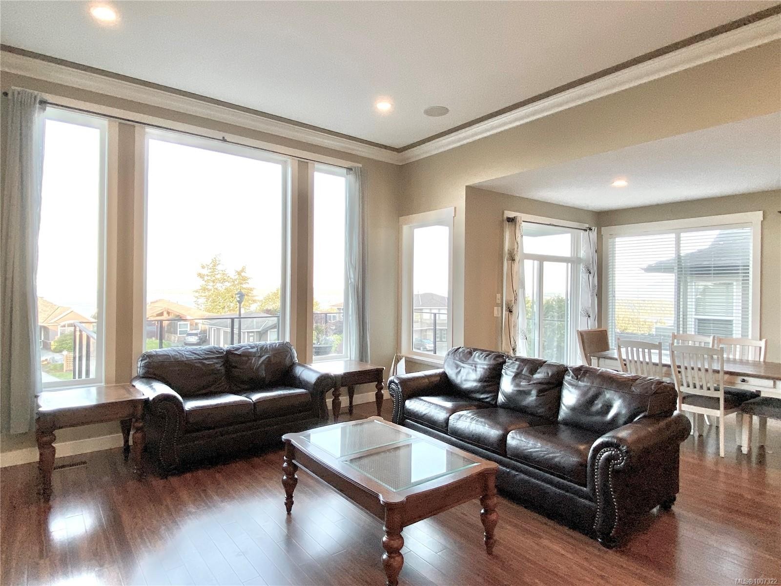 3702 Glen Oaks Dr, Nanaimo, BC