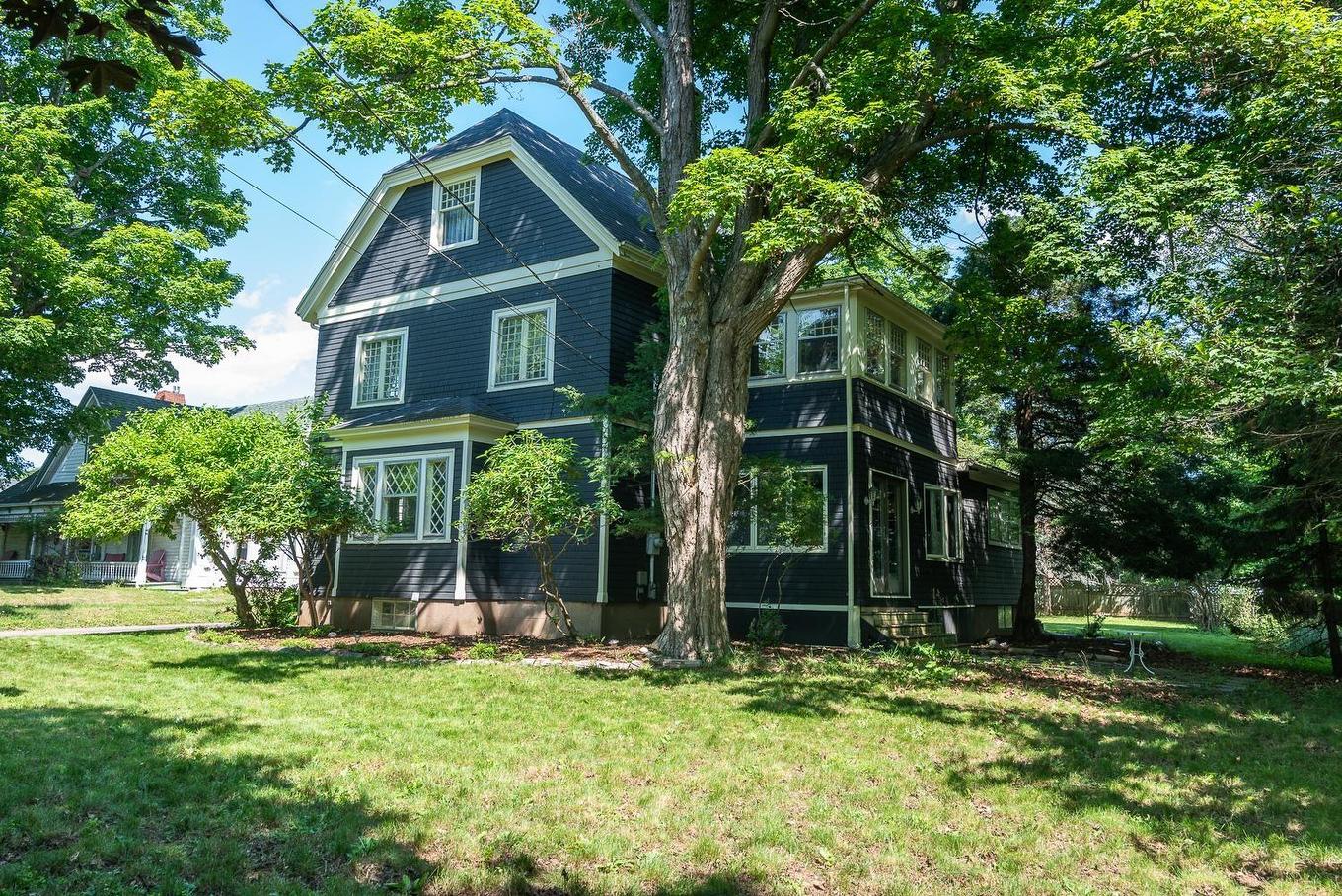 115 Willow Street, Truro, NS