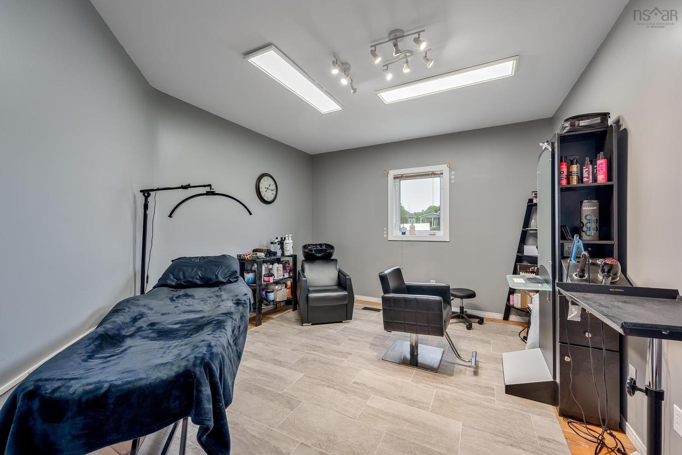 9613 Highway 1, Saulnierville, NS