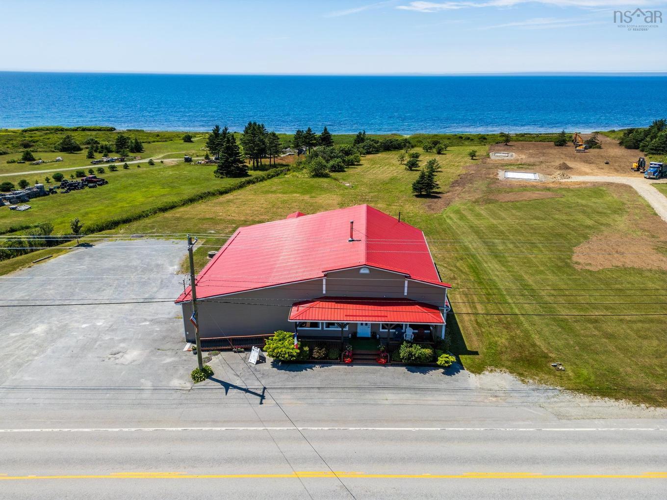 9613 Highway 1, Saulnierville, NS
