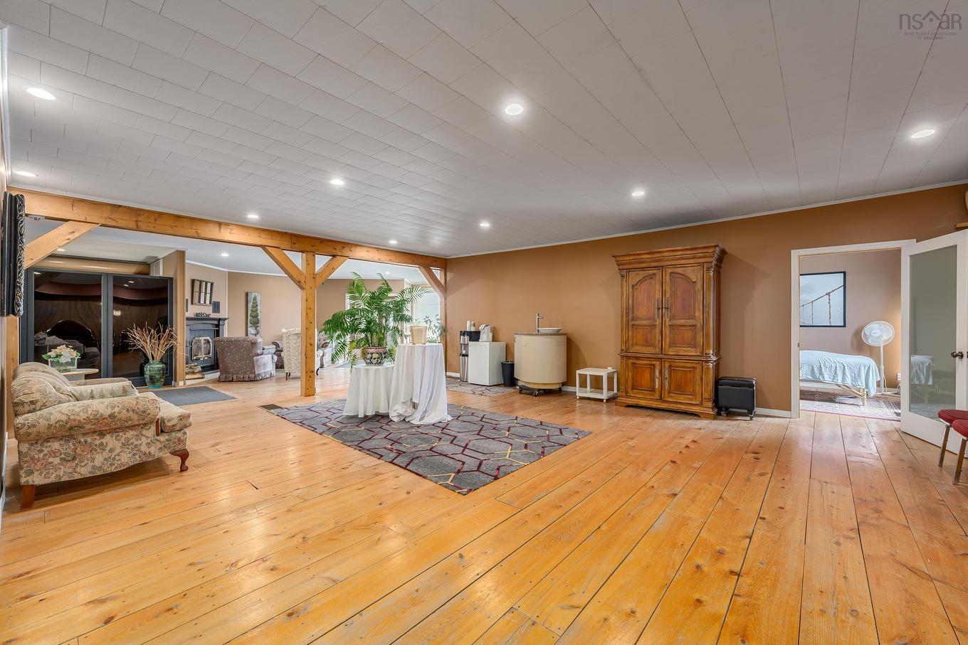 9613 Highway 1, Saulnierville, NS