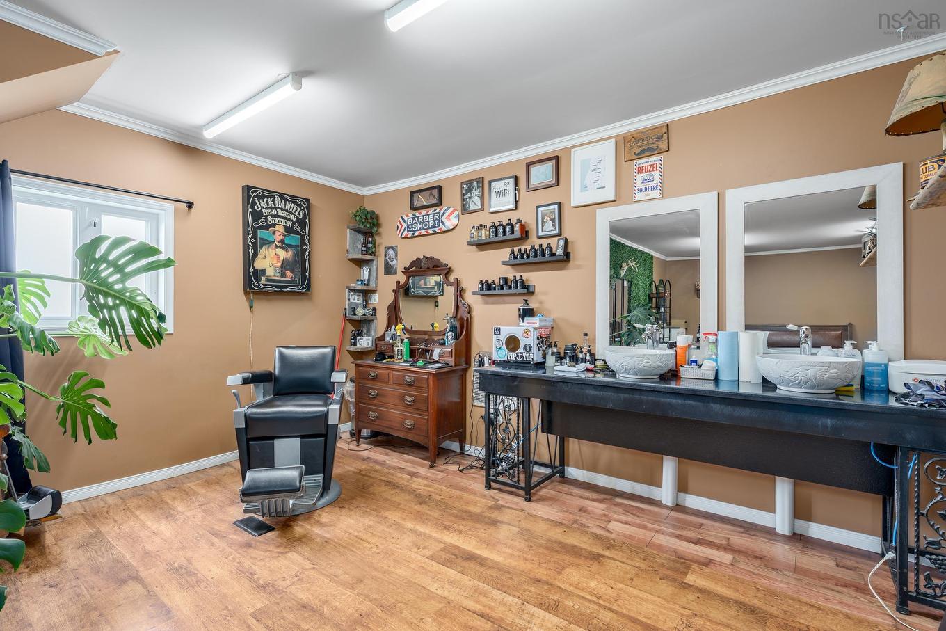 9613 Highway 1, Saulnierville, NS